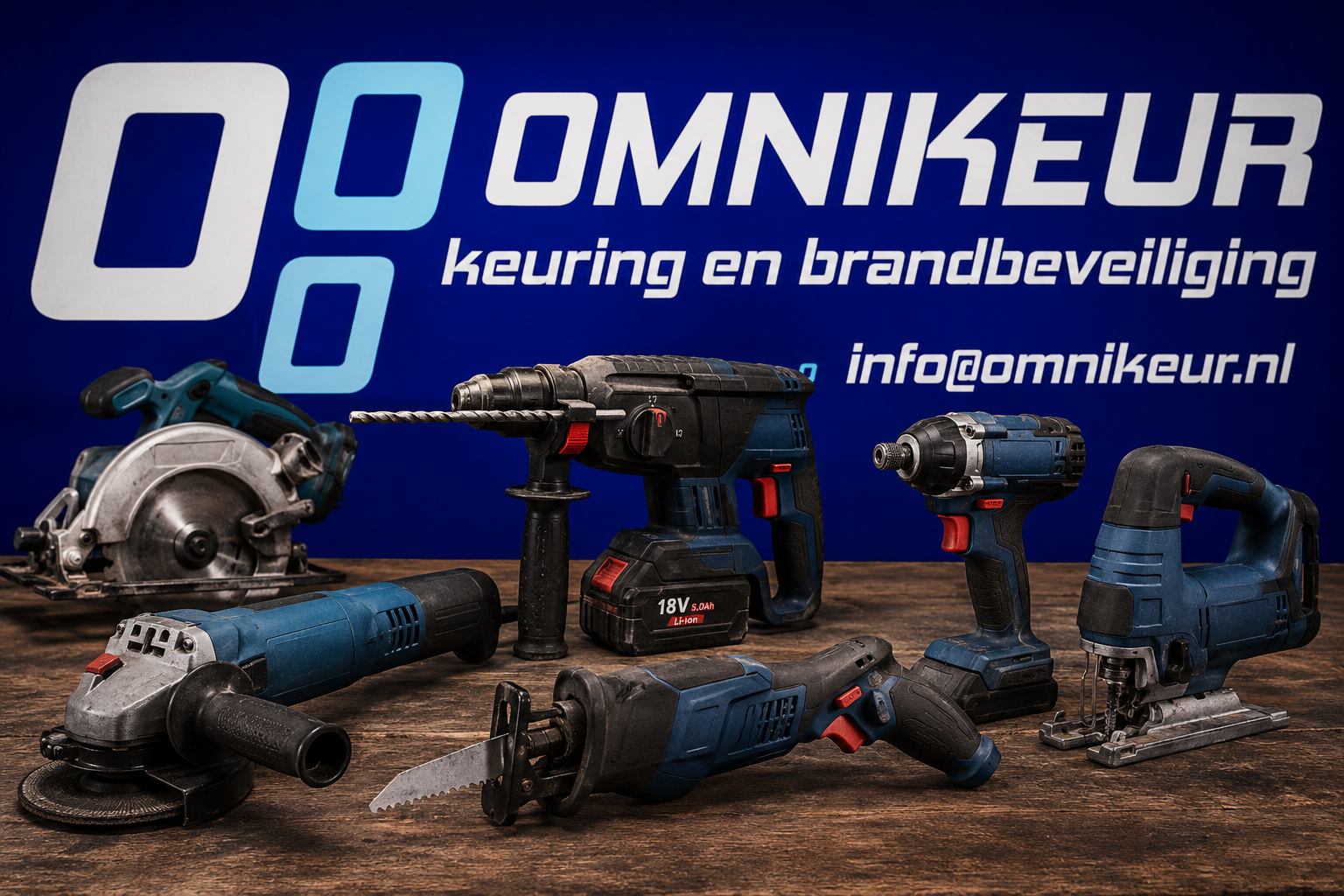 Elektrisch gereedschap tijdens NEN 3140-keuring met PAT-tester